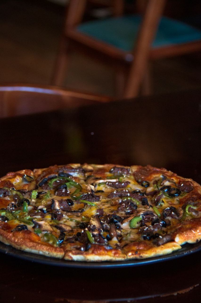 پیتزا گوشت و قارچ